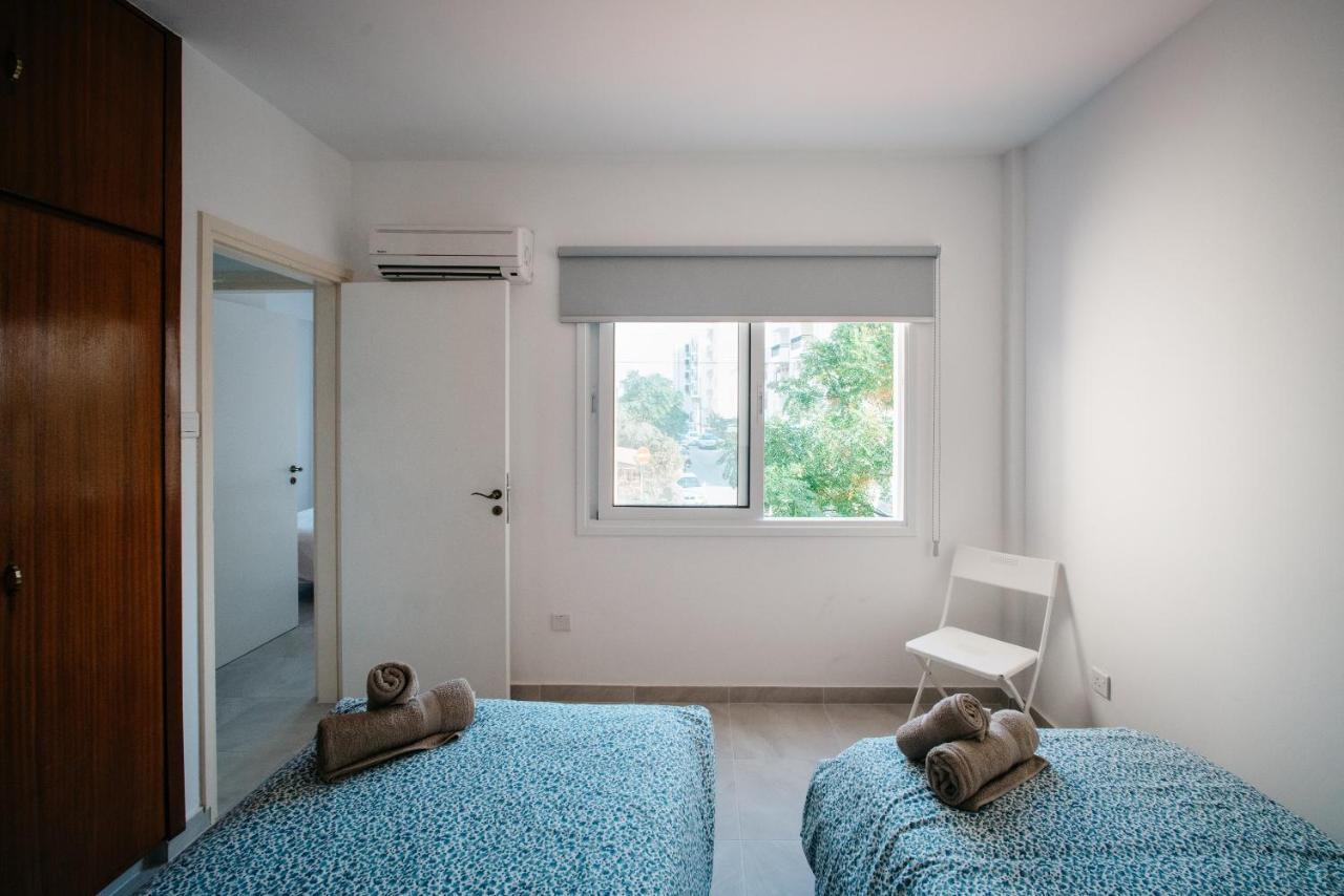 Seasunlove Apt. Apartment Larnaca Exterior photo